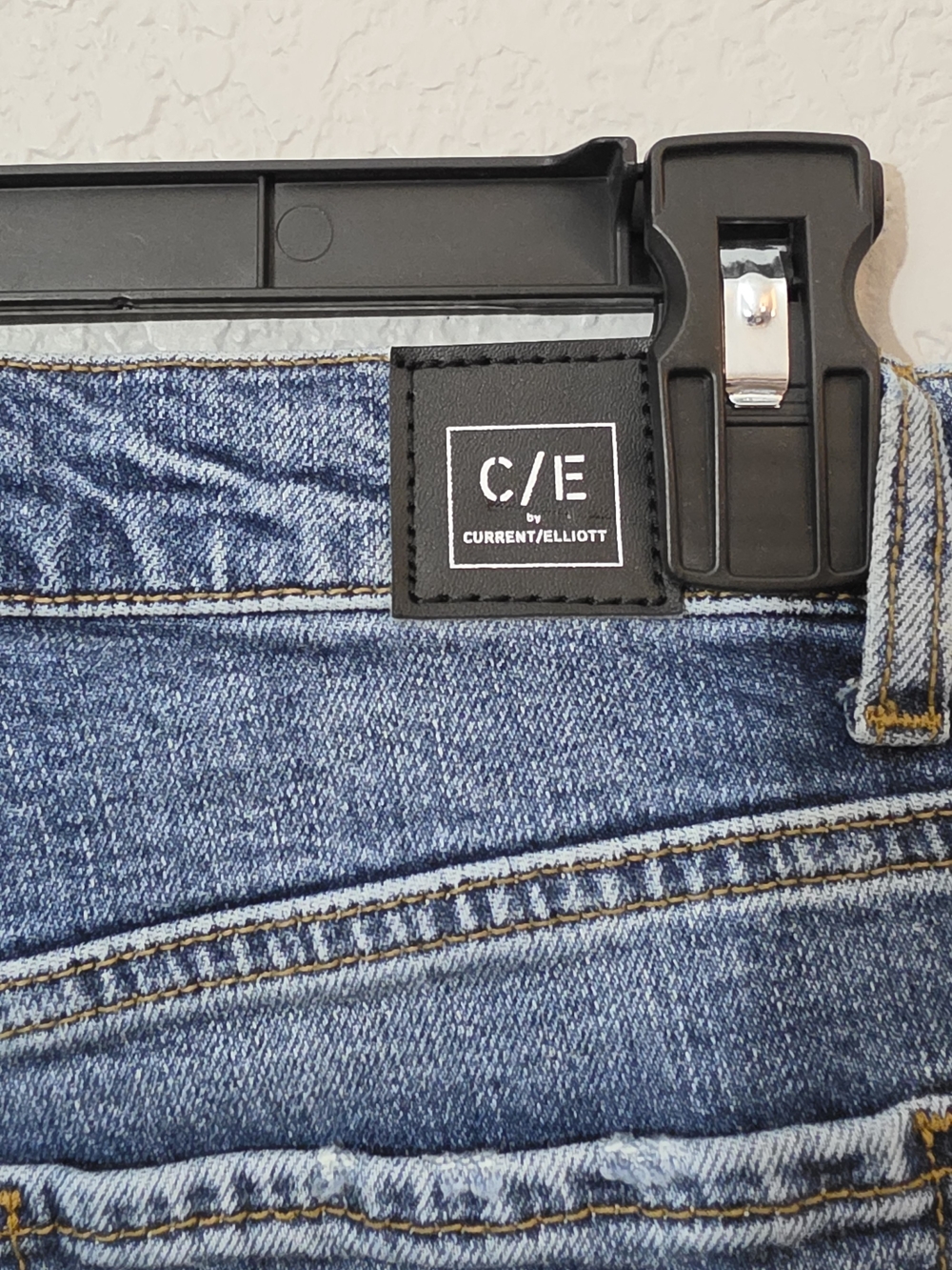 Current/Elliott High-Rise Relaxed Fit Jeans Medium Wash Raw Hem Womens 24 - Picture 5 of 8